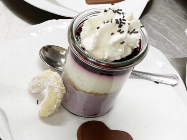 Joghurt-Heidelbeer-Mousse
